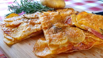 pizza di patate ripiena – Copia