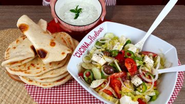 Salsa tzatziki e insalata greca