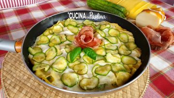 lasagna bianca con zucchine (cotta in padella)