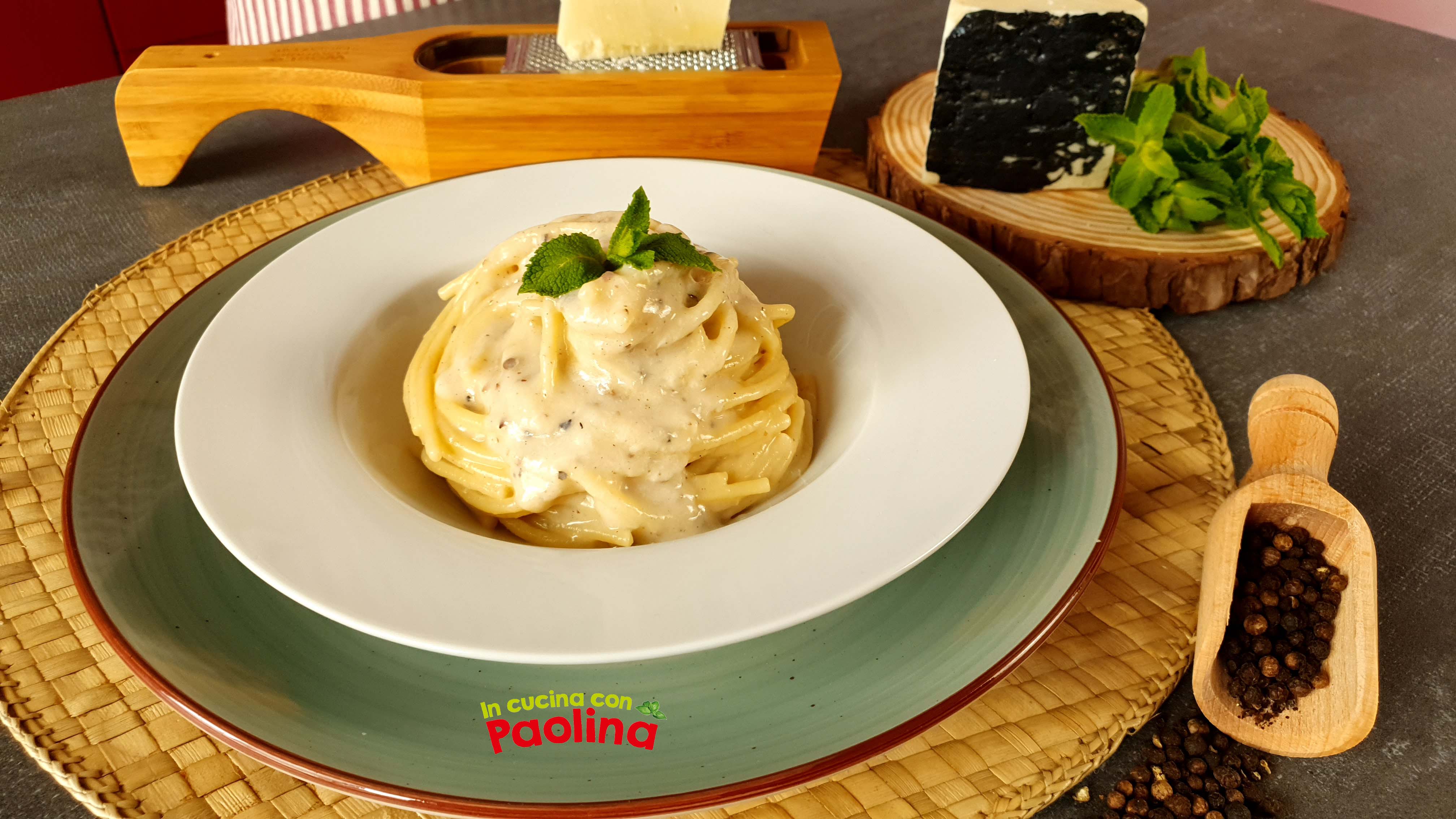 pasta cacio e pepe